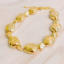 Load image into Gallery viewer, Starlight Golden Pebble Necklace
